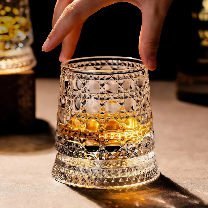 Luxury 360° Spinning Crystal Glass Star-Cut Whiskey Wine Cup