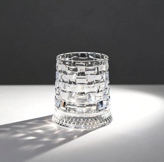 Luxury 360° Spinning Crystal Glass Star-Cut Whiskey Wine Cup